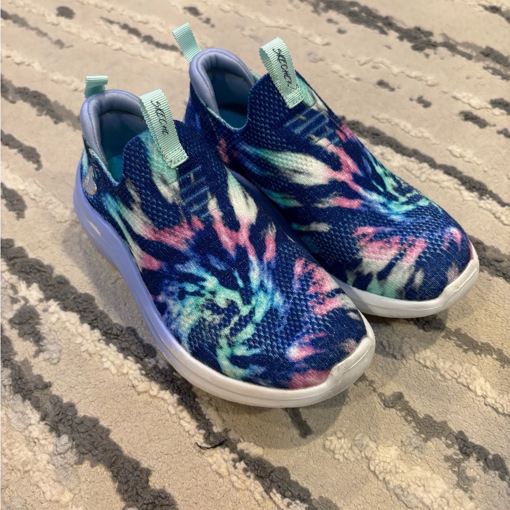 NOT FOR SALE 
Girls Adidas memory foam shoes
